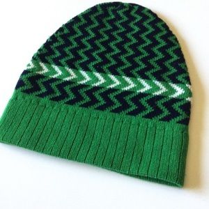 GUCCI WOOL ZIG ZAG KNIT BEANIE KELLY GREEN NAVY AND WHITE SIZE MEDIUM NWOT
